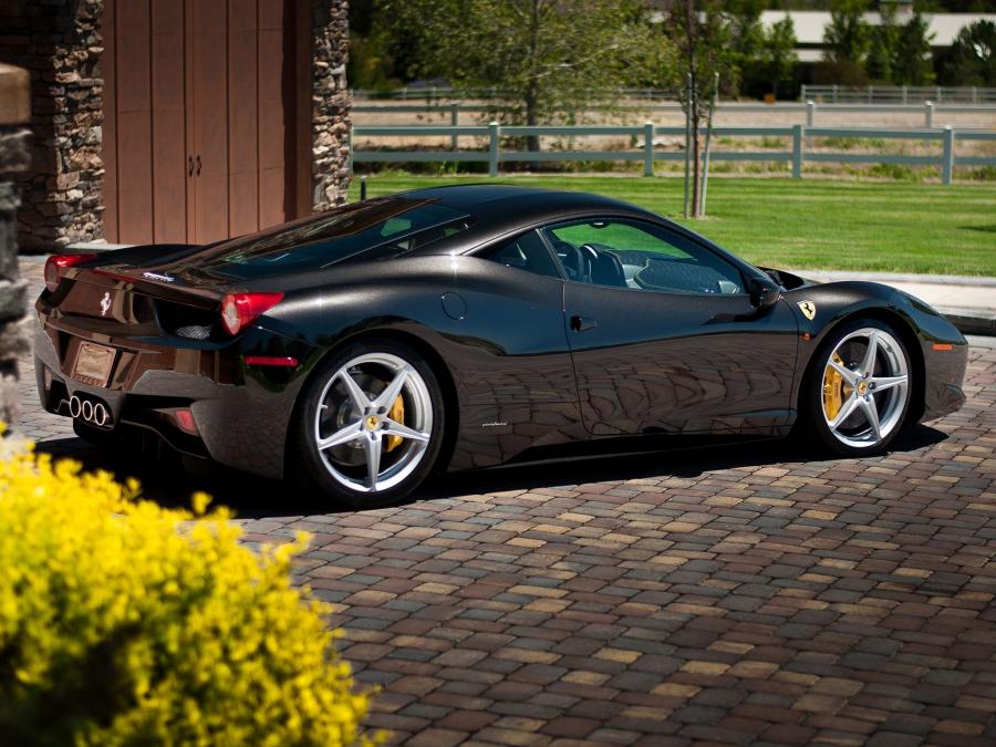  Ferrari 458 Italia 2009 года  (US) (фото 4 из 6)
